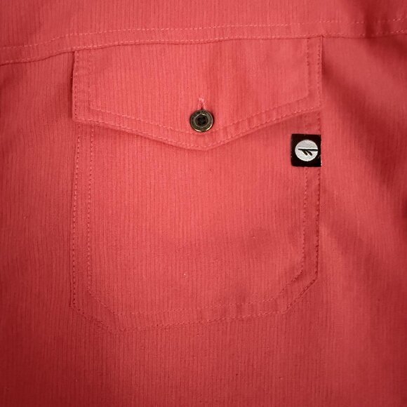 Hi-Tec Shirt Men's 2XL Red Short Sleeve Button Front Mesh Lined Chest Pockets - Picture 4 of 11